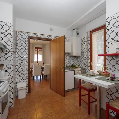 Bella Terrazzo Апартаменты *